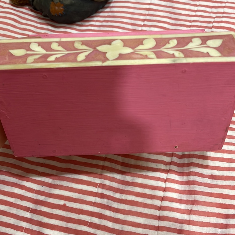 Bone Inlay Box - Picture 3 of 5